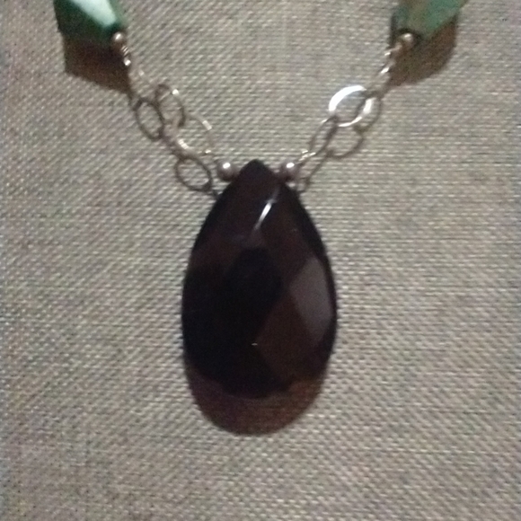 Free with purchase Empress Purple and Dark Glass Pendant Necklace - Picture 8 of 12